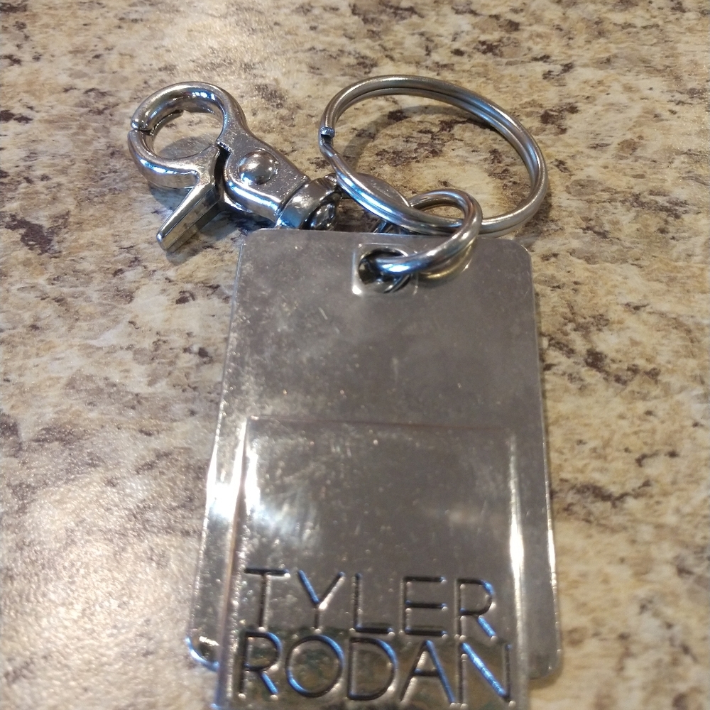 Nice Condition Tyler Rodan Key Chain - Picture 3 of 3